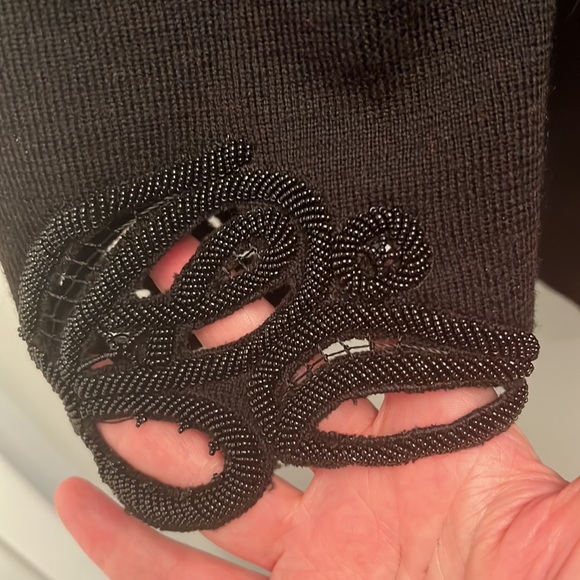 Dana Buchman XL beaded sleeve design black sweater -Excellent condition - Picture 9 of 9